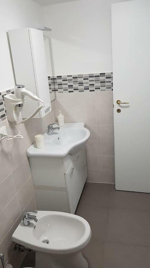 Apartamento Solari7 Milán Exterior foto